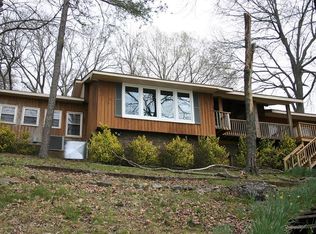 535 Sunset Beach Rd, Florence, AL 35633