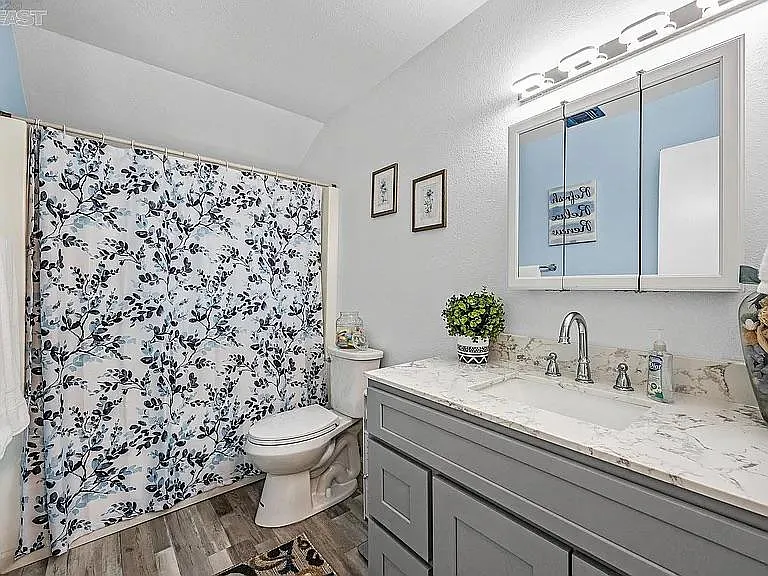 1375 Michelle Ave — Photo 19