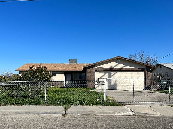4th image of 14066 Hume Ave