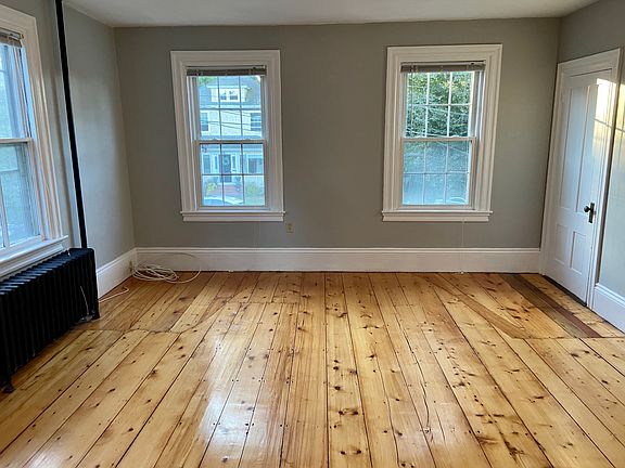 4th image of 10 Cushman St APT 4