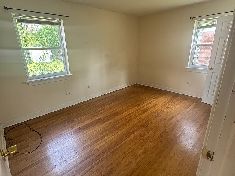 410 Beulah Rd — Photo 6