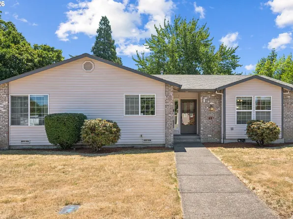 257 N Knights Bridge Rd, Canby, OR 97013