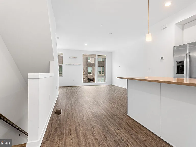 3121 Beach View Ln #A — Photo 12