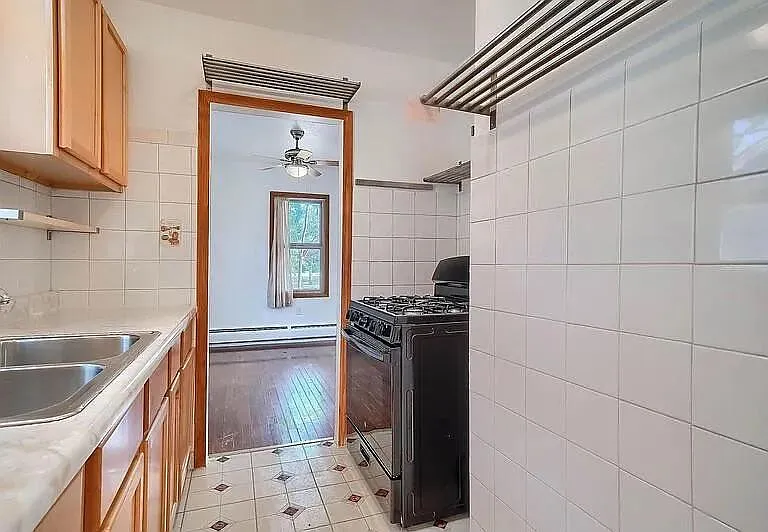 2383 S Williams St — Photo 14