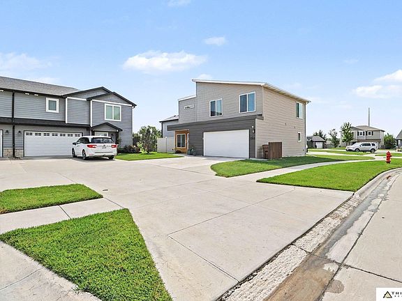 4th image of 4728 N 36th St