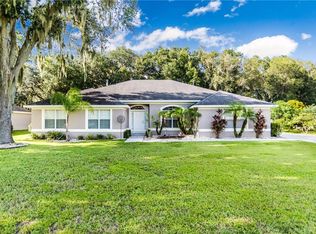 2873 Blackwater Oaks Dr, Mulberry, FL 33860