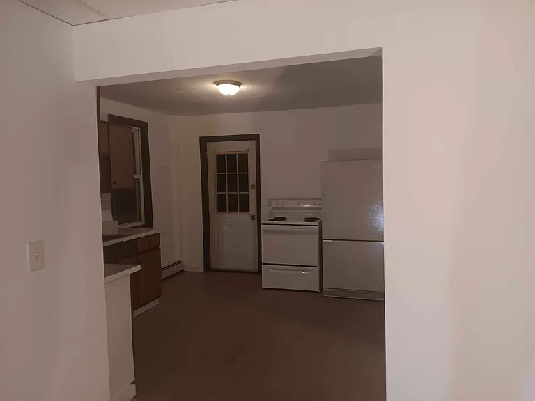 3 Shawmut St #1R — Photo 9
