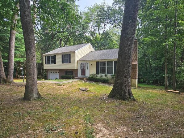 2509 Foxcroft Way