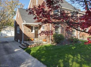 2600 Shaker Rd, Cleveland Heights, OH 44118