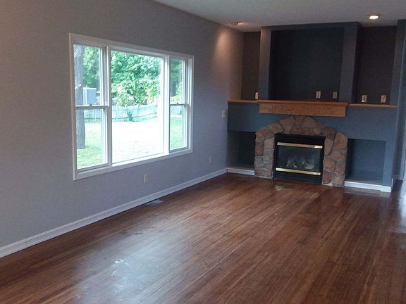 3rd image of 2261 Forest Hill Ave SE