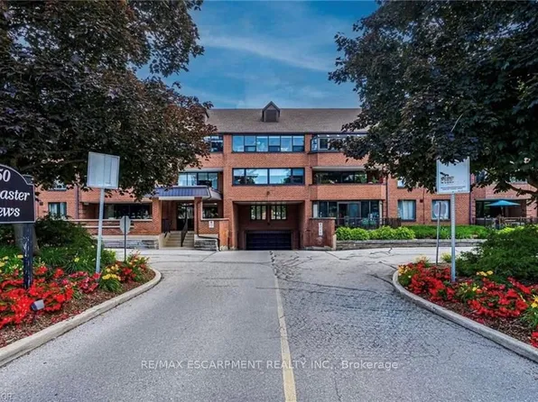 150 Wilson St W #306, Hamilton, ON L9G 4E7