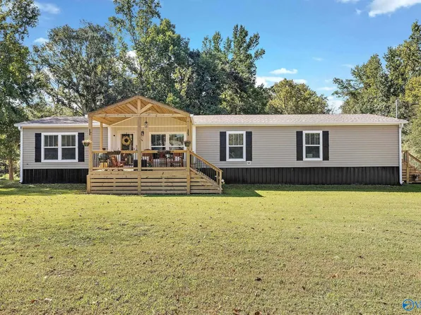 680 Ridgeway Rd, Altoona, AL 35952
