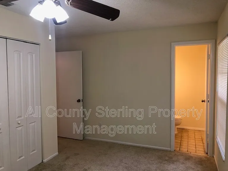 6224 Stanwin Dr — Photo 9