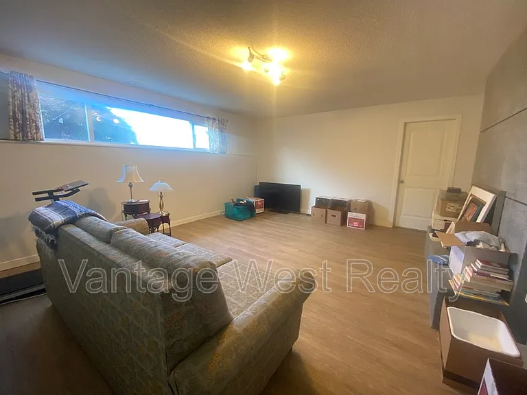 315B Hardie Rd — Photo 4