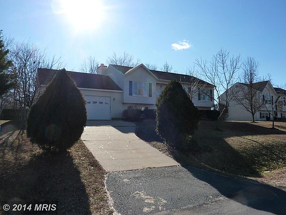 3rd image of 11 Brown Cir
