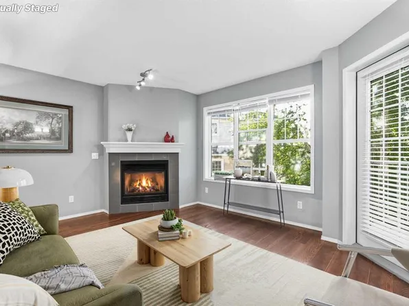 7171 W Coach Hill Rd SW #3203, Calgary, AB T3H 3R7