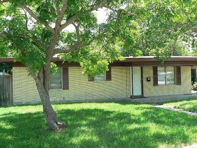 1st image of 5829 Kimbrough Dr