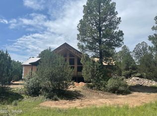 2241 Birdie Way, Overgaard, AZ 85933