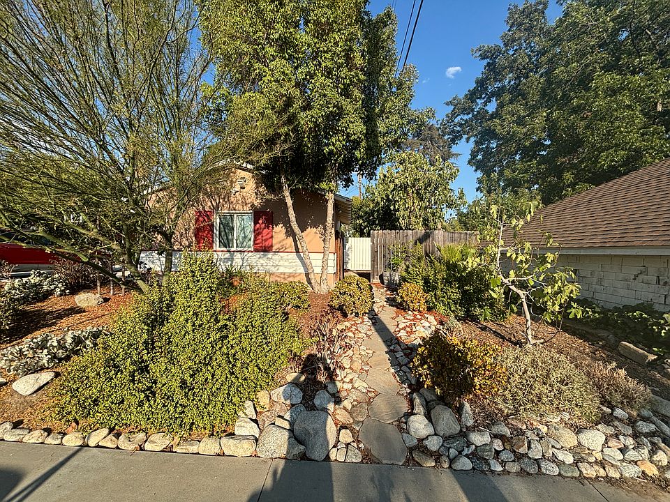 1st image of 3340 Woodbend Dr #B