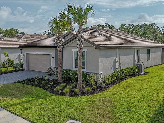3rd image of 14239 Winding Cedar Way
