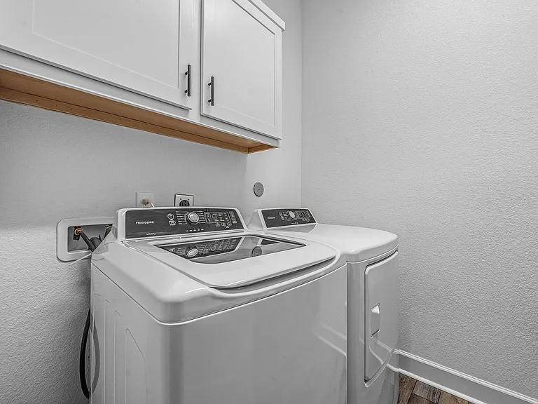 7415 Denali Dr — Photo 35