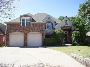 204 S Redwood Cres W, Broken Arrow, OK 74012
