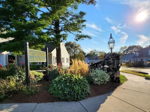 22 Casey Cir Unit 22, Waltham, MA 02451
