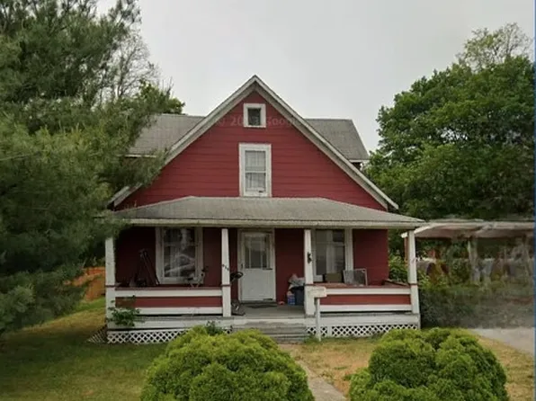 814 S Main St, Horseheads, NY 14845