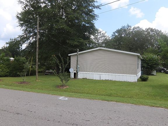 4th image of 3627 Louise Dr