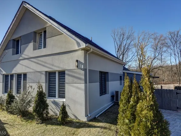 81 Franklin Ave, Rockaway Boro, NJ 07866