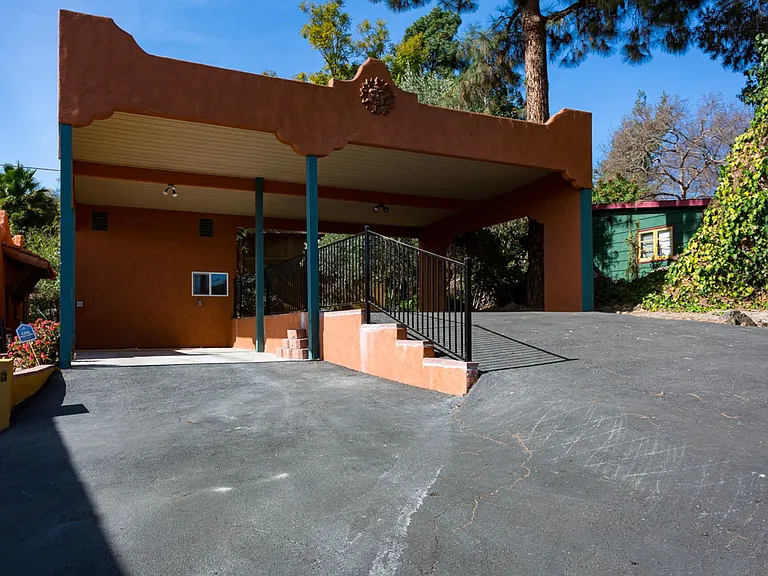 8873 Golf Dr — Photo 42