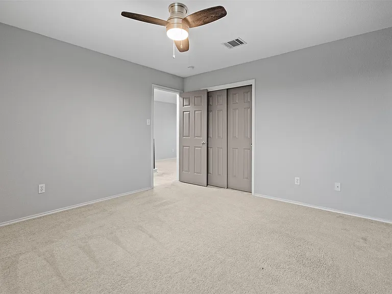 919 Washburn Dr — Photo 15