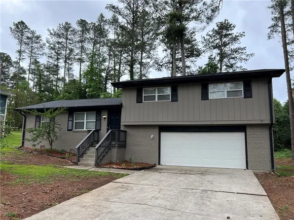 2945 Botany Dr, Jonesboro, GA 30236