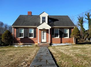 212 Garland Ave, Amherst, VA 24521
