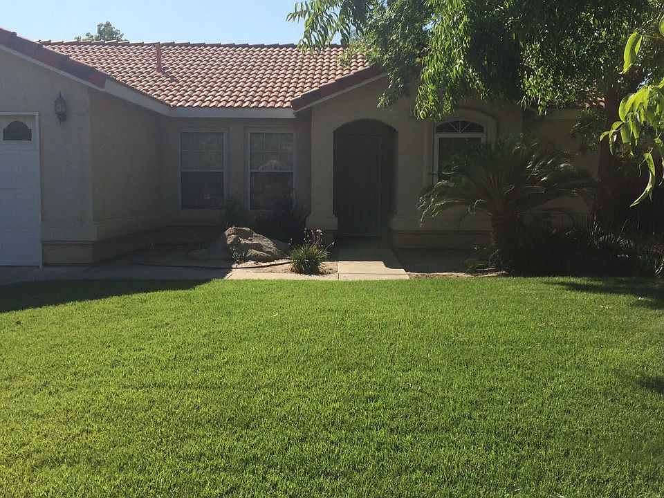 1st image of 2427 Fountain Plaza Dr