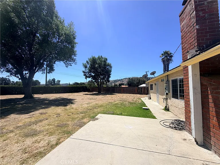 2448 Cuatro Dr — Photo 21