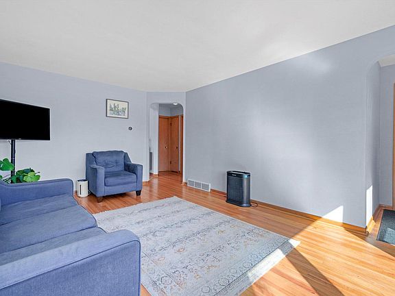 5th image of 5244 S Lawndale Ave