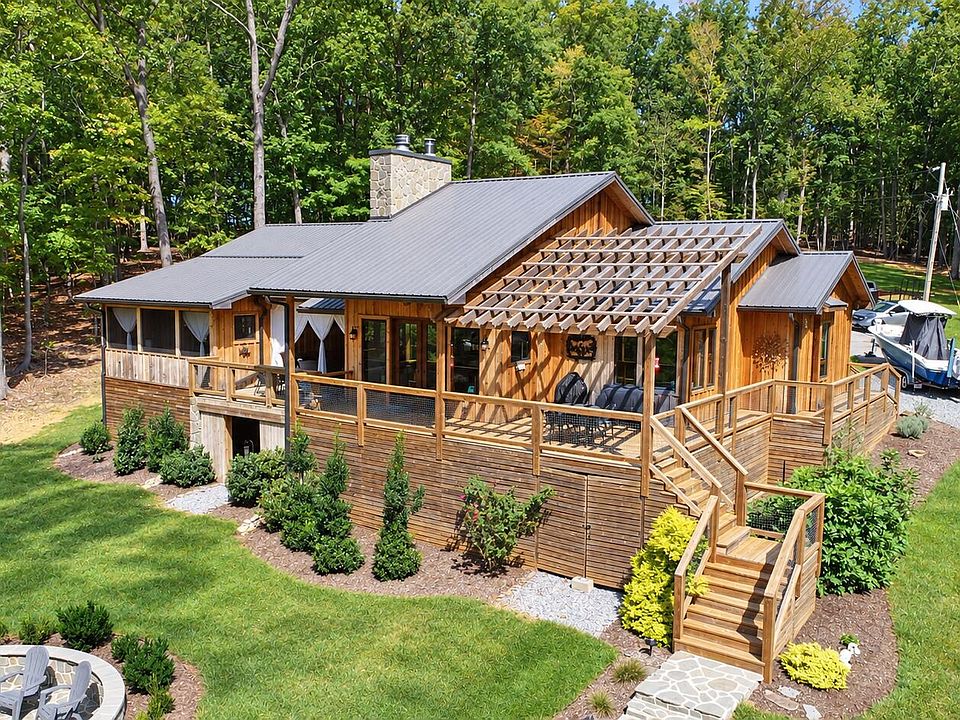 1st image of 214 Saunders Point Rd