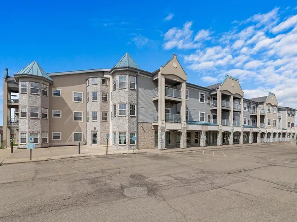 2320 Jackson STREET #217, Stoughton, WI 53589