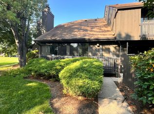15 Westgate Dr, Edison, NJ 08820