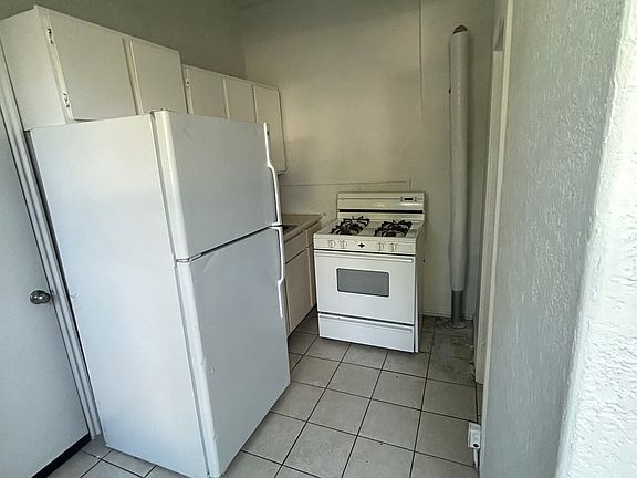 5th image of 735 W 400 N #1