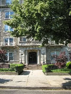 Sold by Citi Habitats | media 16