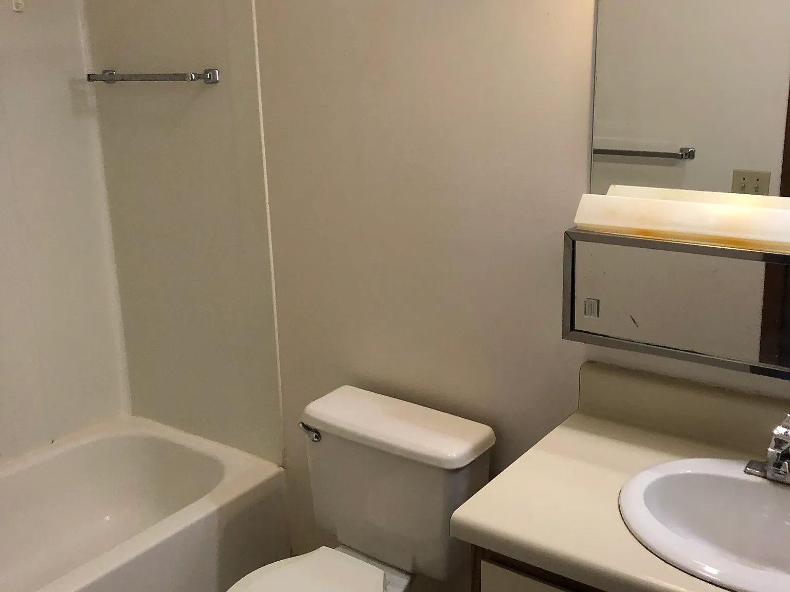 Summit Station Apartments — Photo 4