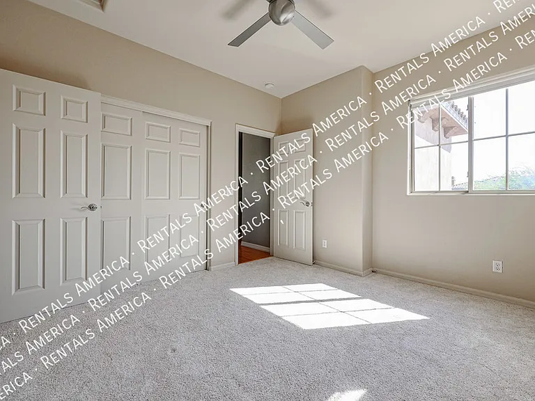 3966 E Crest Ln — Photo 21