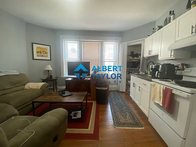 881 Huntington Ave #7 — Photo 5
