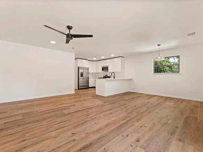 317 Mill St #102 — Photo 1
