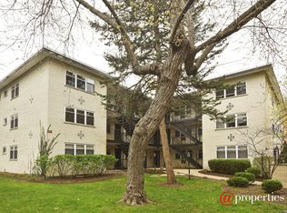 4258 N Greenview Ave APT 3A, Chicago, IL 60613