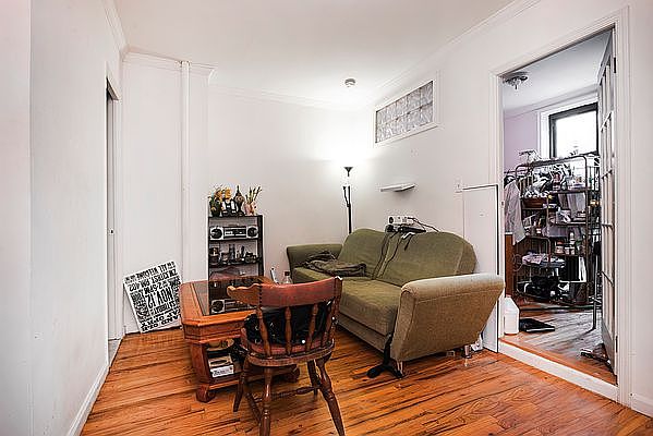 1st image of 230 E 7th St #1S