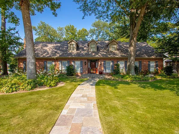 32 Westchester Ct, Little Rock, AR 72223