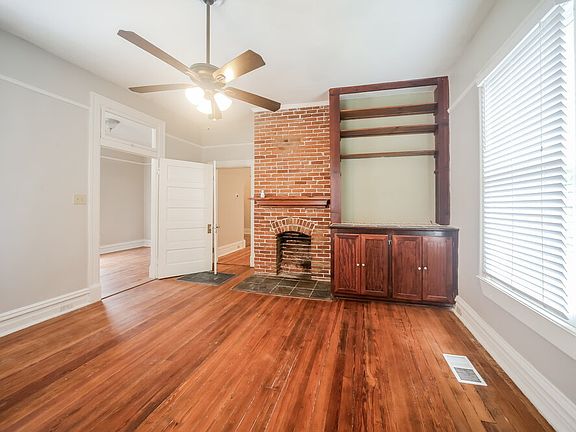 5th image of 2057 Vinton Ave
